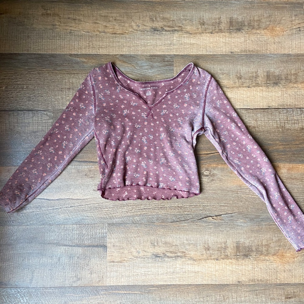American Eagle Floral Long Sleeve